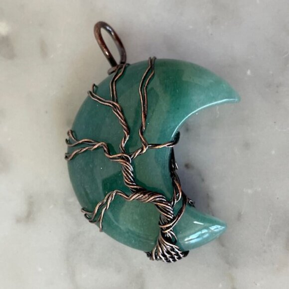 Tree of Life Moon Pendant Copper Wire Wrapped Green - Picture 2 of 12